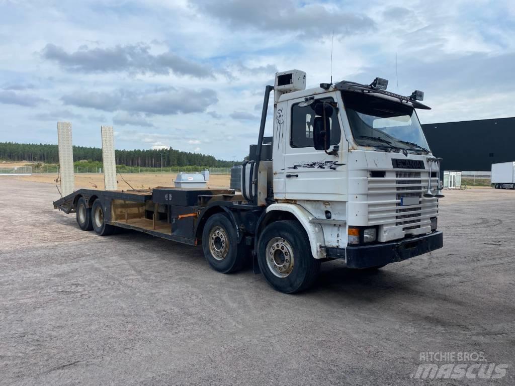 Scania R142H 8X2 Platformas/izkraušana no sāniem