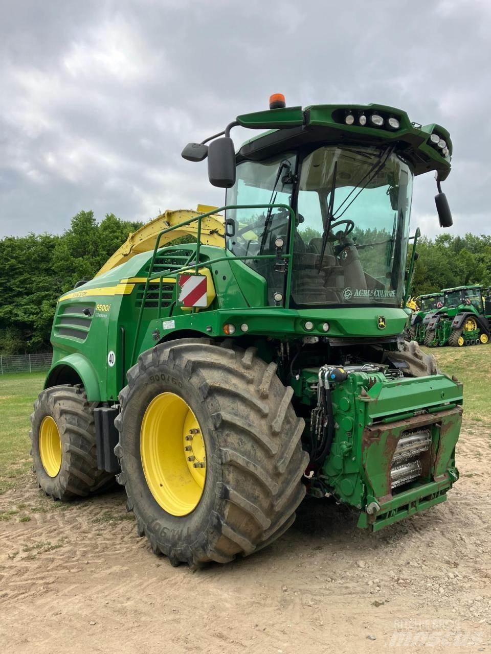 John Deere 8500 Lopbarības novācēji