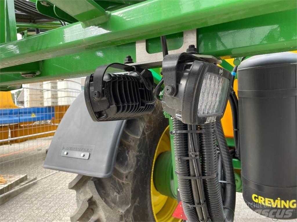 John Deere M740i Piekabināmie smidzinātāji(miglotāji)
