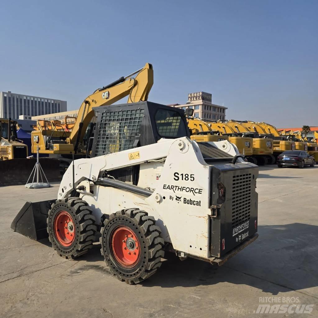 Bobcat S 185 Lietoti riteņu kompaktiekrāvēji