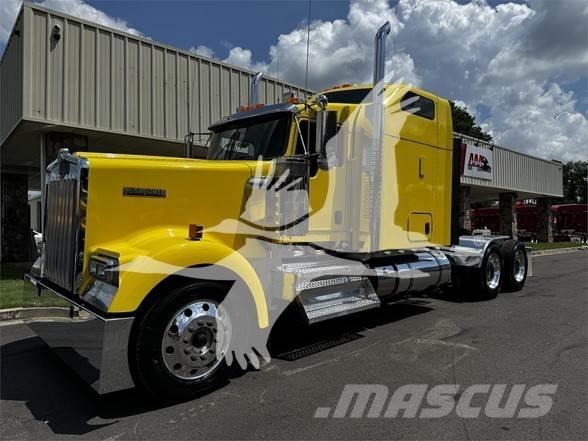 Kenworth W900 Vilcēji