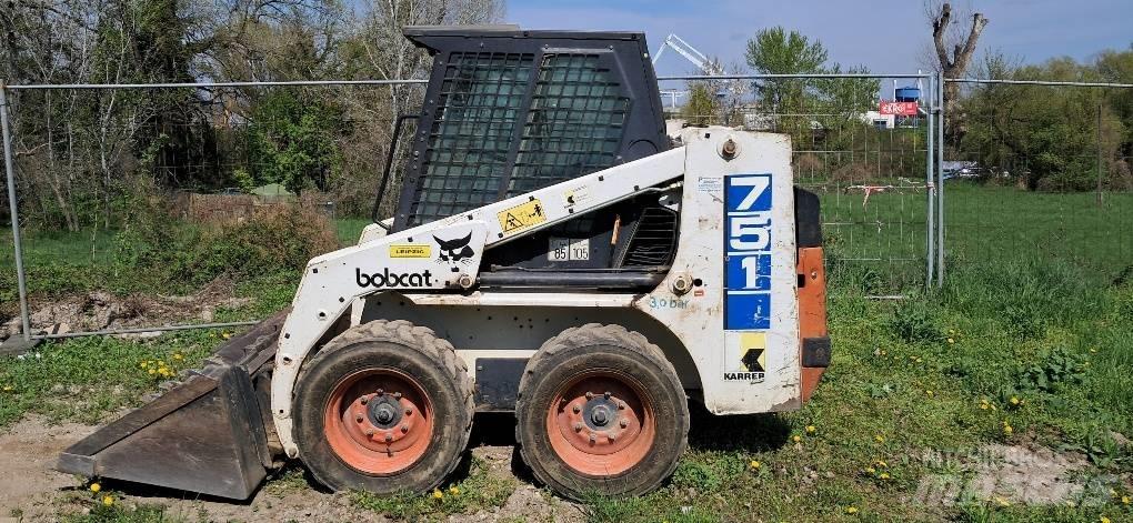 Bobcat 751 Lietoti riteņu kompaktiekrāvēji