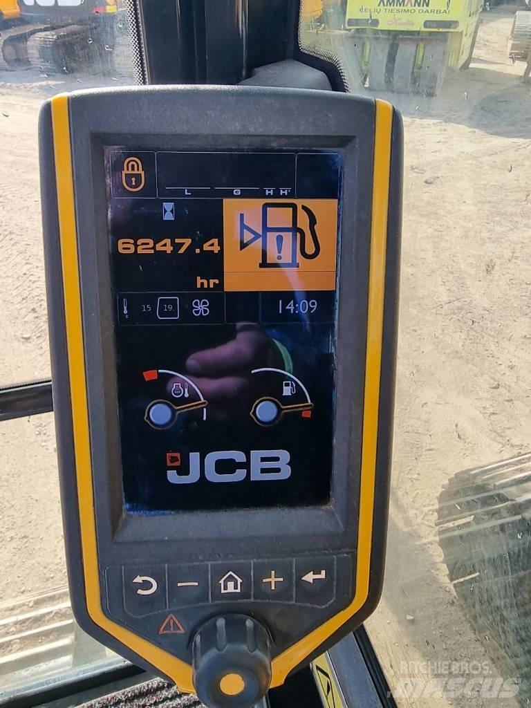 JCB JS 130 LC Kāpurķēžu ekskavatori