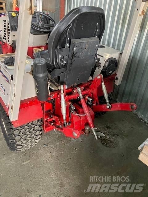 Ventrac 4500 Y Komunālās mašīnas