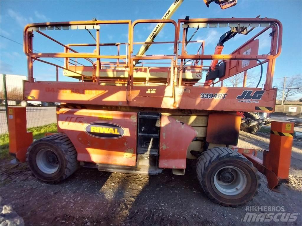 JLG 3394RT Šķerveida pacēlāji