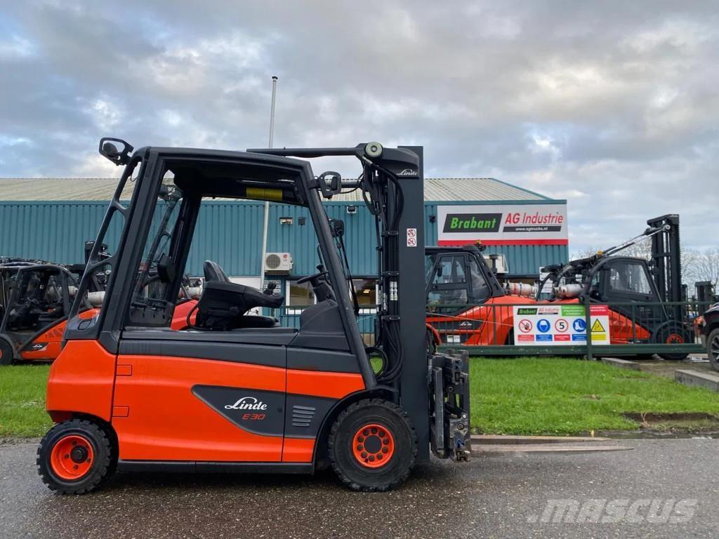 Linde E30L-01 Elektriskie iekrāvēji