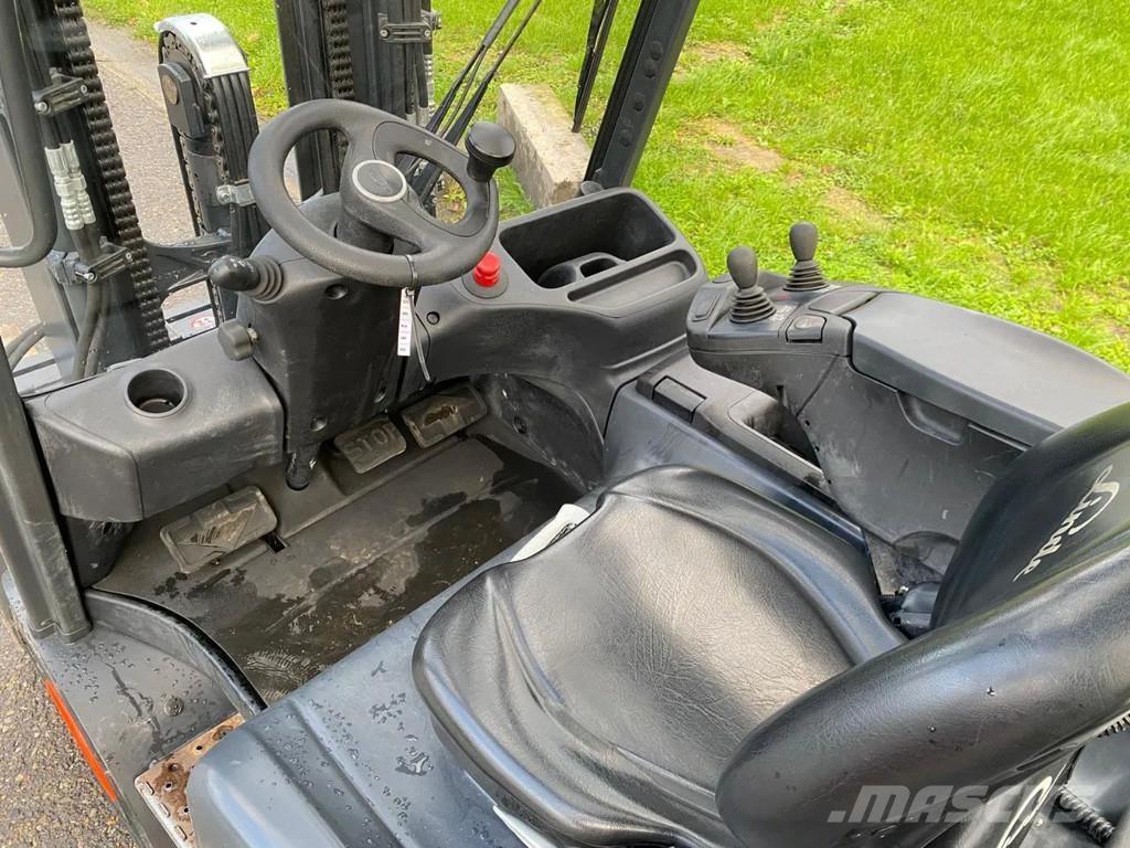 Linde E30L-01 Elektriskie iekrāvēji