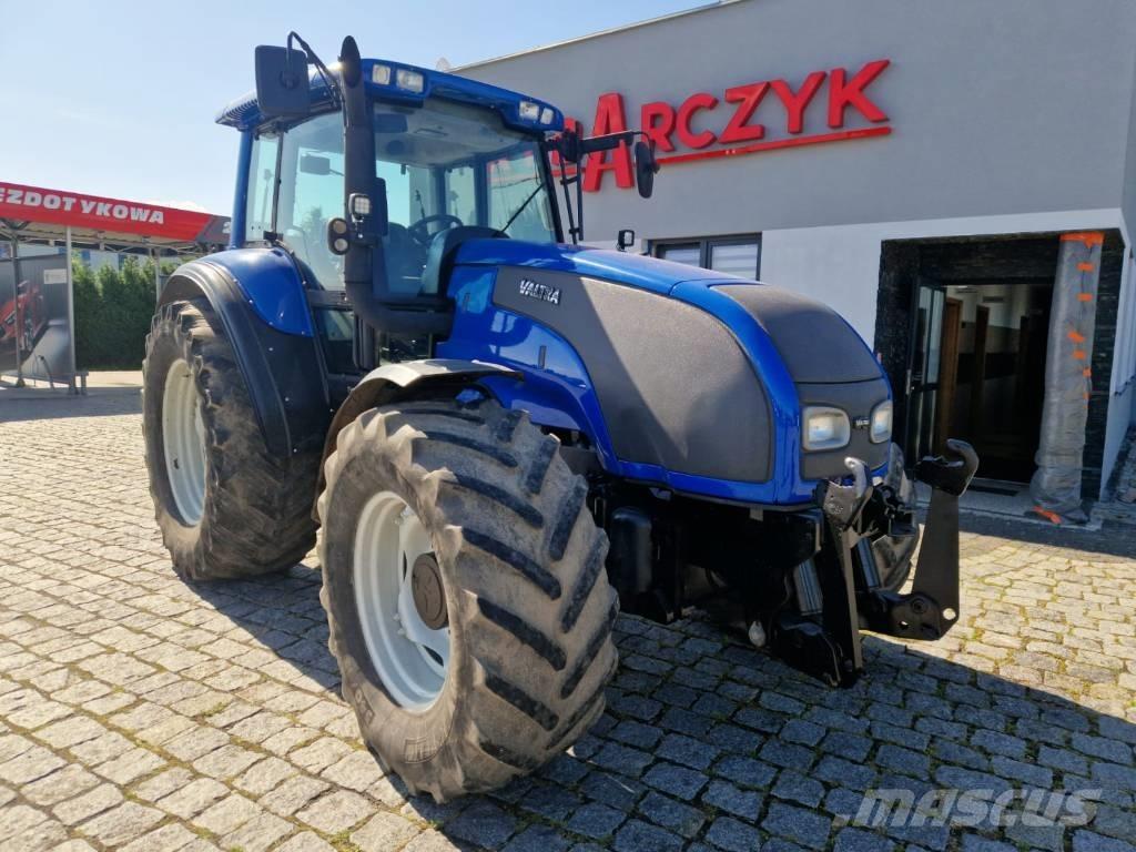 Valtra T 140 Traktori