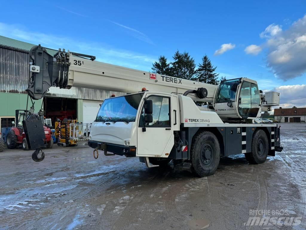 Terex AC 35 Celtņi nelīdzenām virsmām