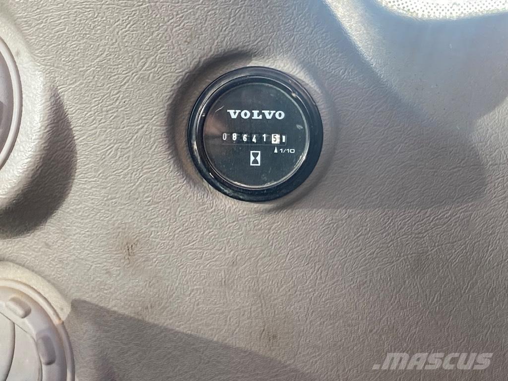 Volvo EC 140 DL Kāpurķēžu ekskavatori