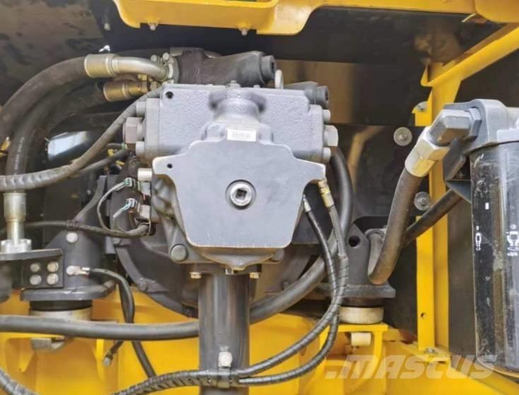 Komatsu 360-7 Kāpurķēžu ekskavatori