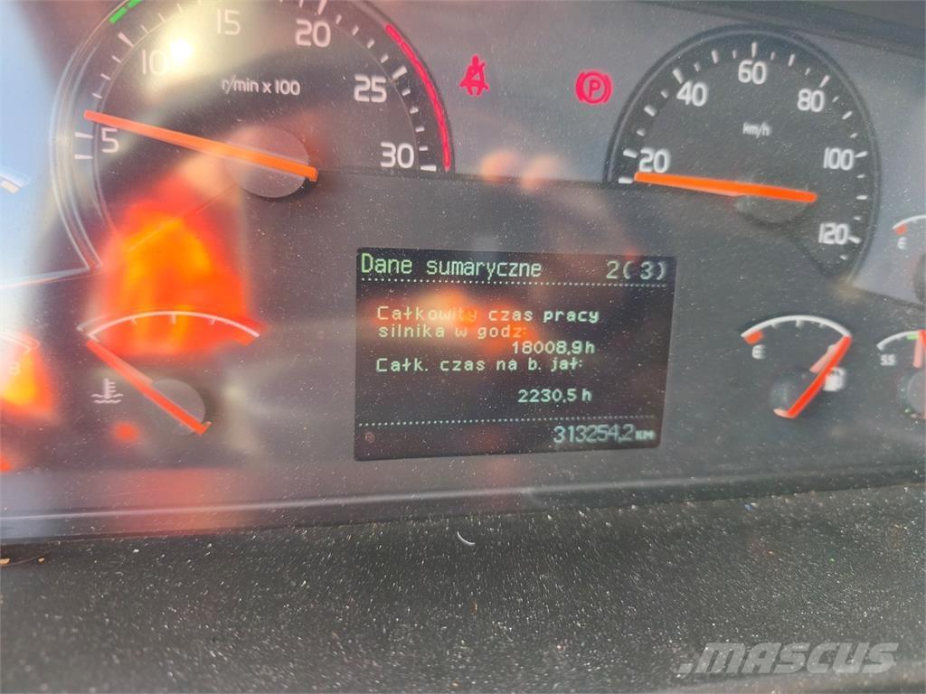 Volvo FM 360 6X4 Šasija ar kabīni