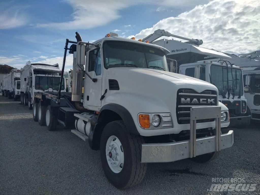 Mack Granite Atkritumu izvešanas transports