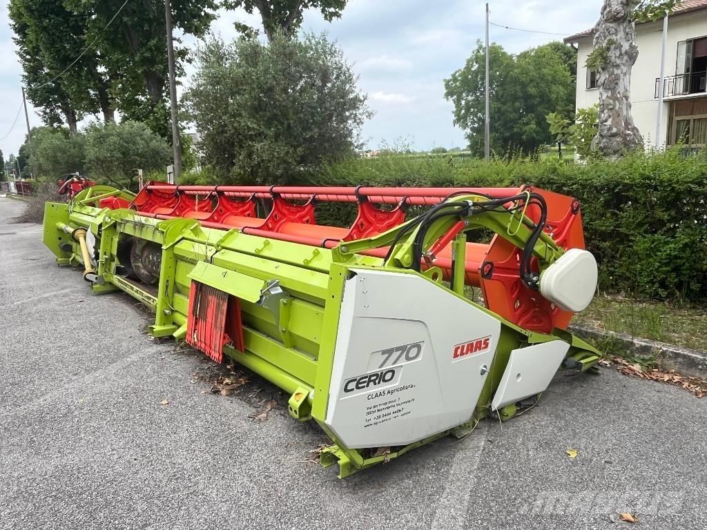 CLAAS CERIO 770 Ražas novākšanas galvas