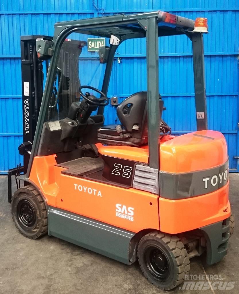 Toyota 7 FBMF 25 Elektriskie iekrāvēji