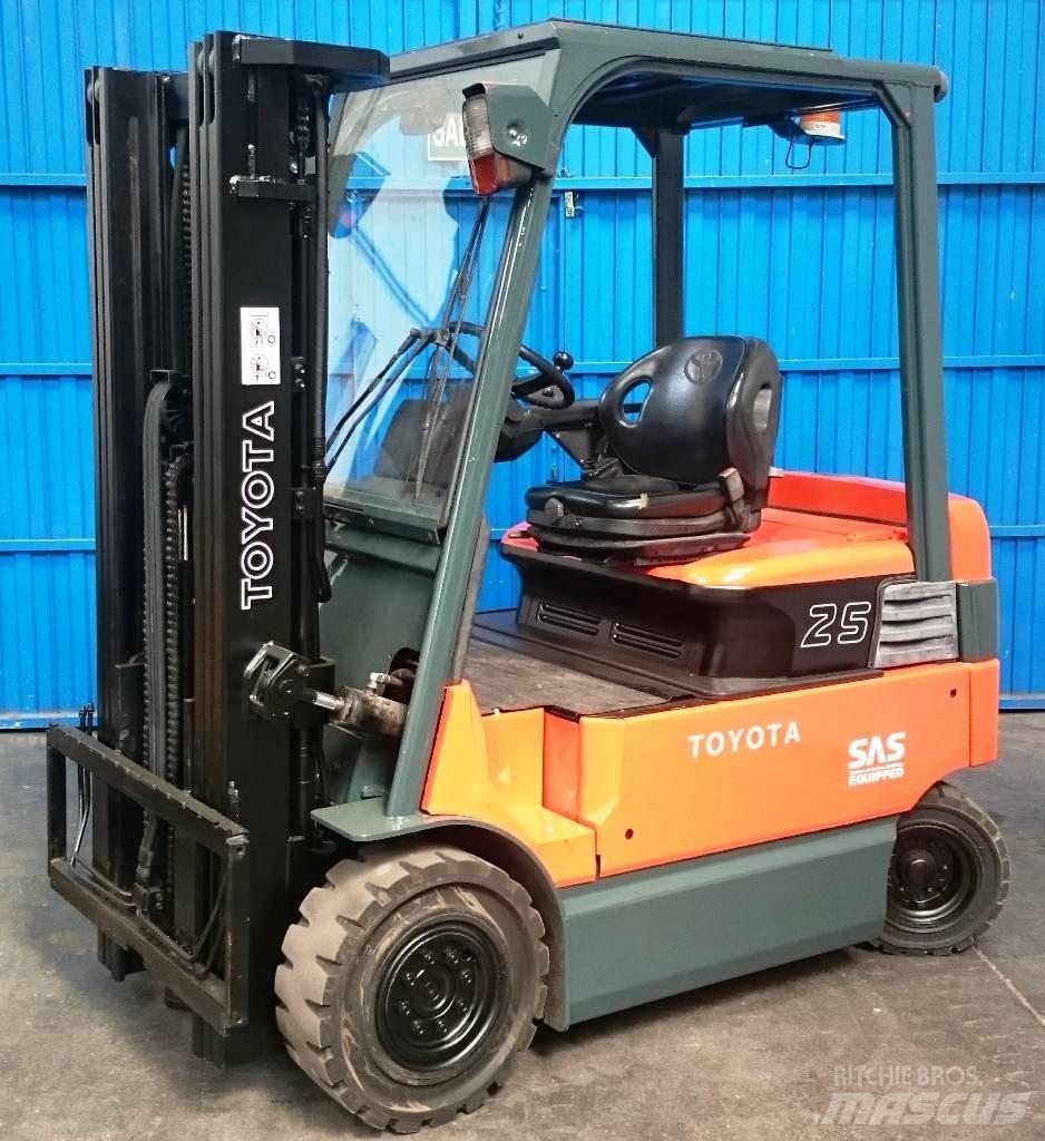 Toyota 7 FBMF 25 Elektriskie iekrāvēji
