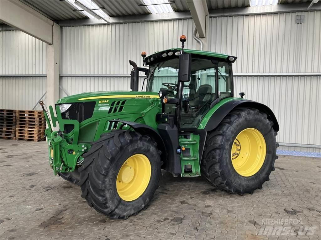 John Deere 6155R Traktori