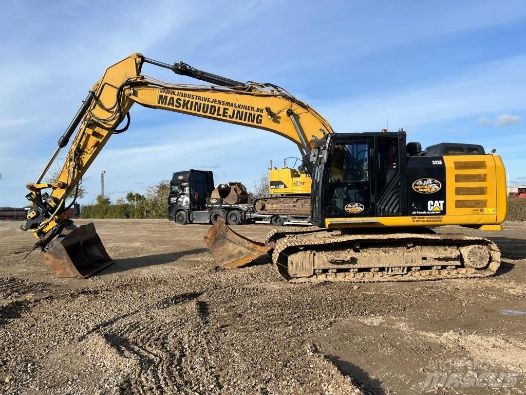 CAT 323 EL Kāpurķēžu ekskavatori