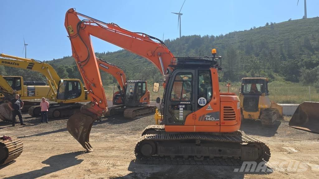 Doosan DX 140 LCR-3 Kāpurķēžu ekskavatori