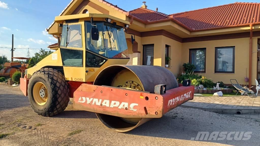 Dynapac CA 252 D Vienvalča grunts veltņi