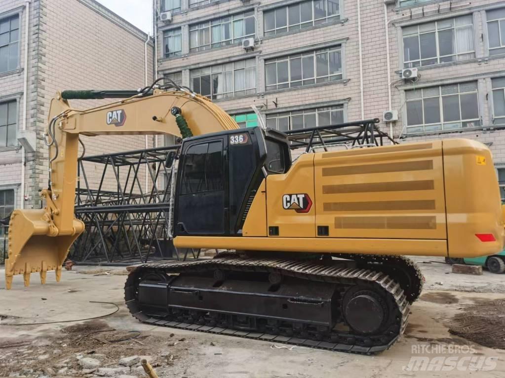 CAT 330 Kāpurķēžu ekskavatori