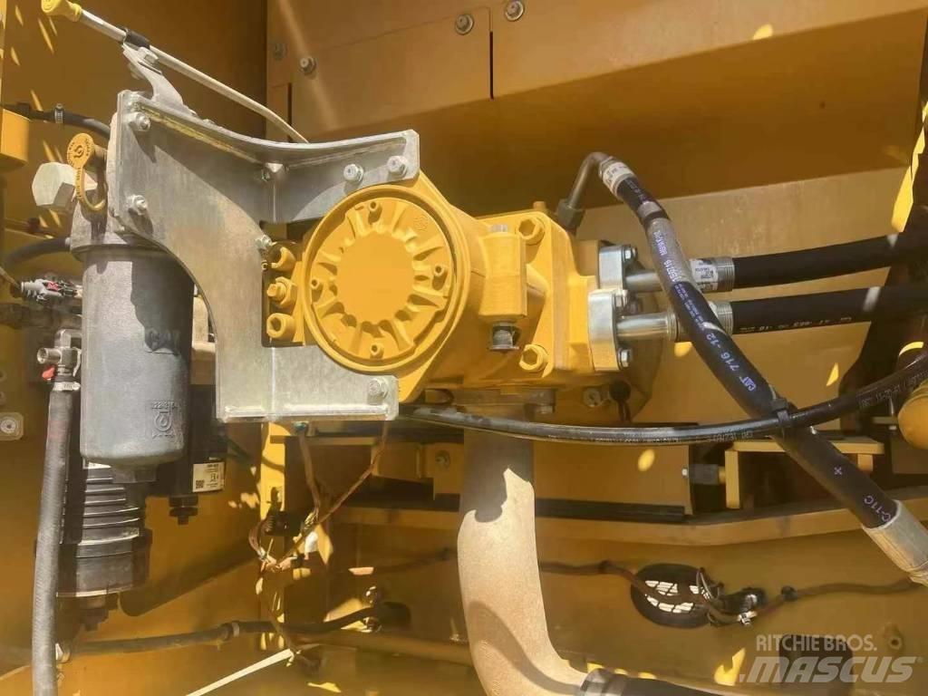 CAT 330 Kāpurķēžu ekskavatori