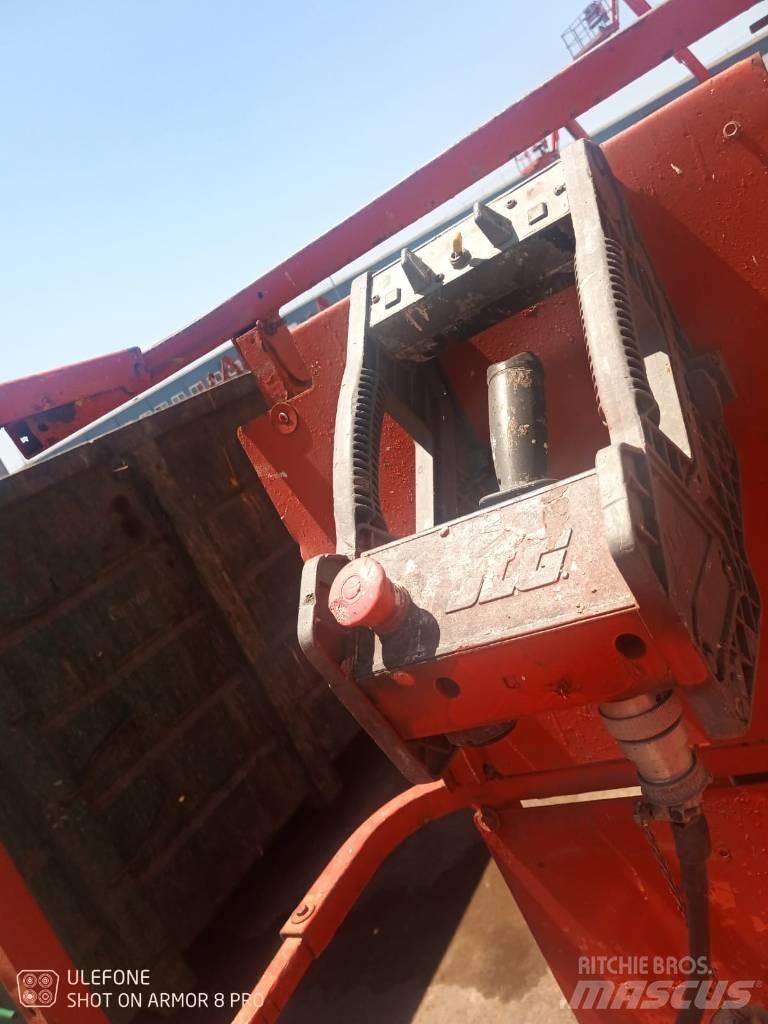 JLG 2630 ES Šķerveida pacēlāji