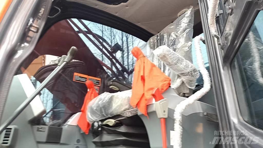 Doosan 225 LC-9 Kāpurķēžu ekskavatori