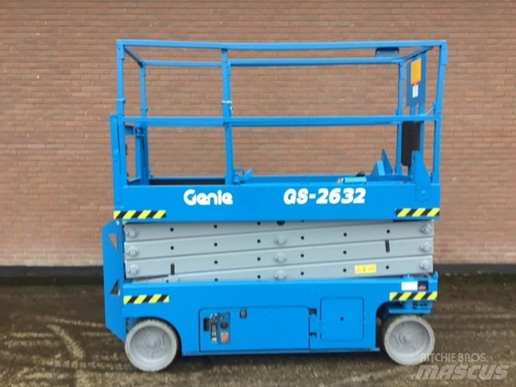 Genie GS2632 Šķerveida pacēlāji
