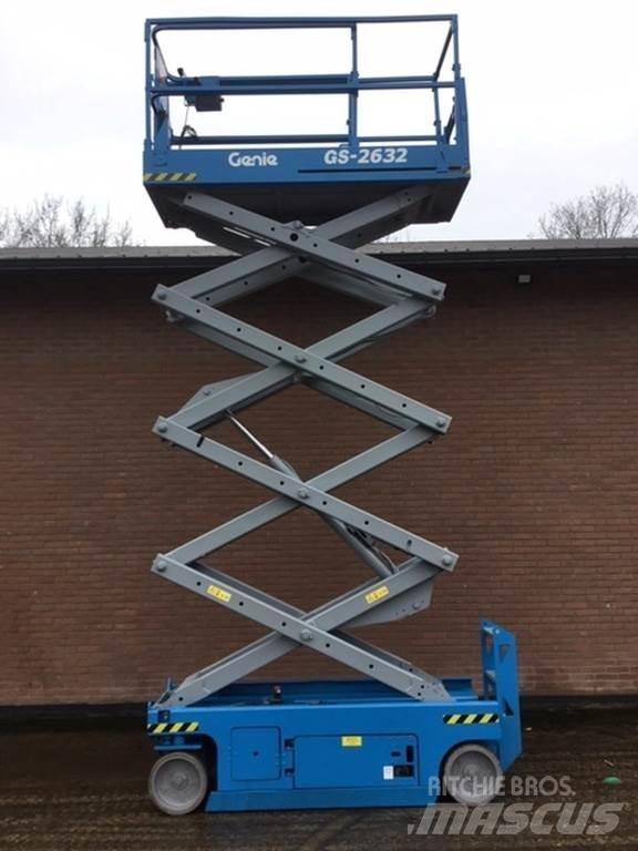 Genie GS2632 Šķerveida pacēlāji