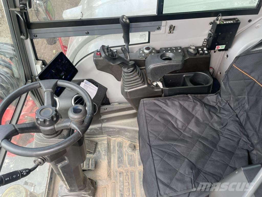Takeuchi TB395W Ekskavatori uz riteņiem