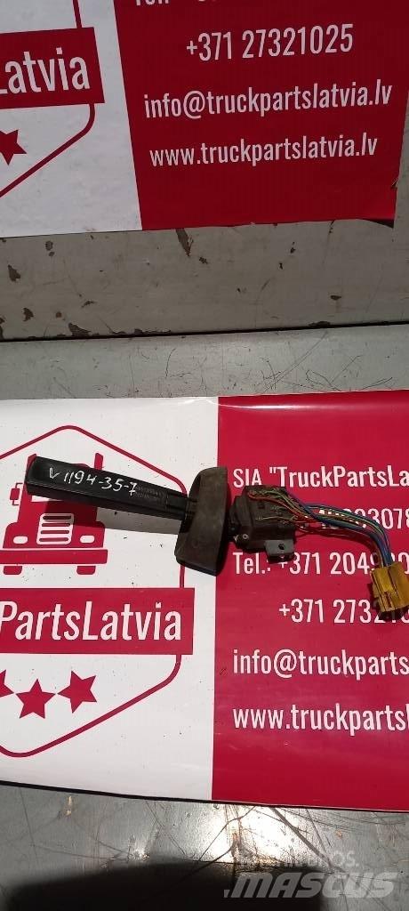 Volvo FH 12.   1624133 Kabīnes un interjers