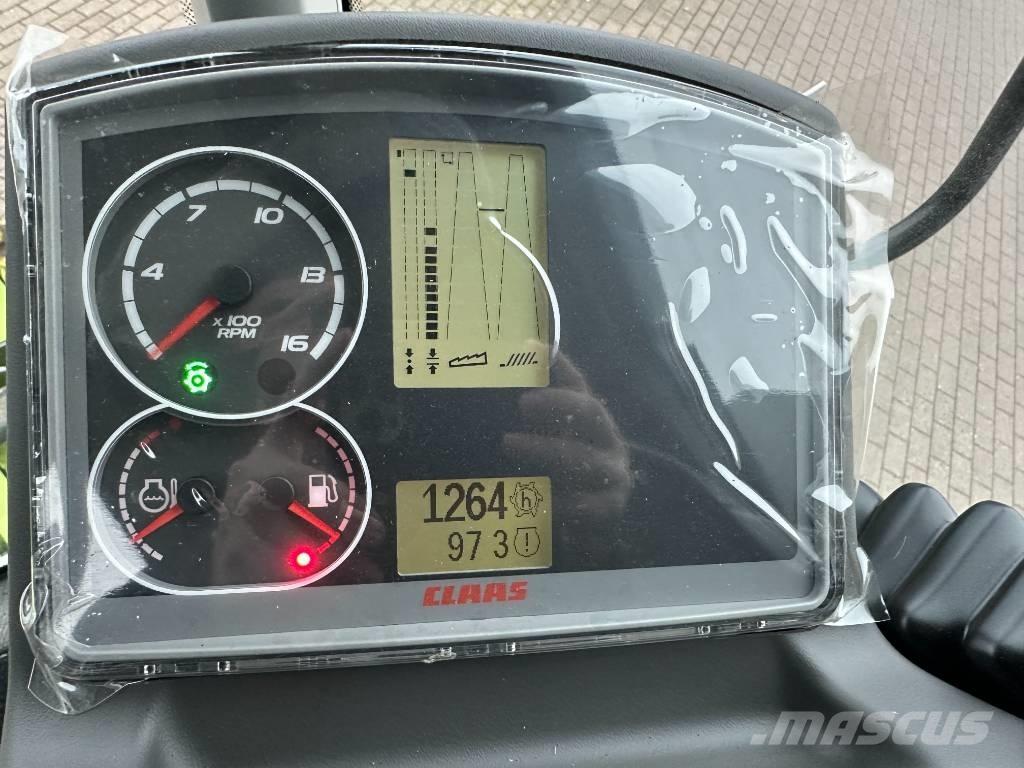 CLAAS Avero 240 Ražas novākšanas kombaini