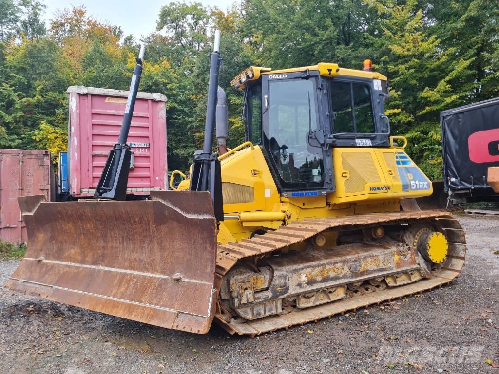 Komatsu D51PX-22 Kāpurķēžu buldozeri
