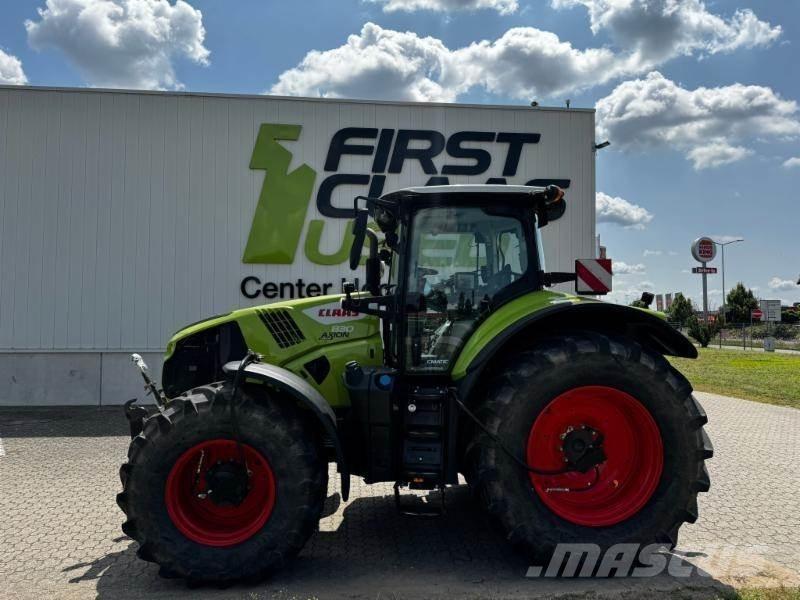 CLAAS AXION 830 Traktori