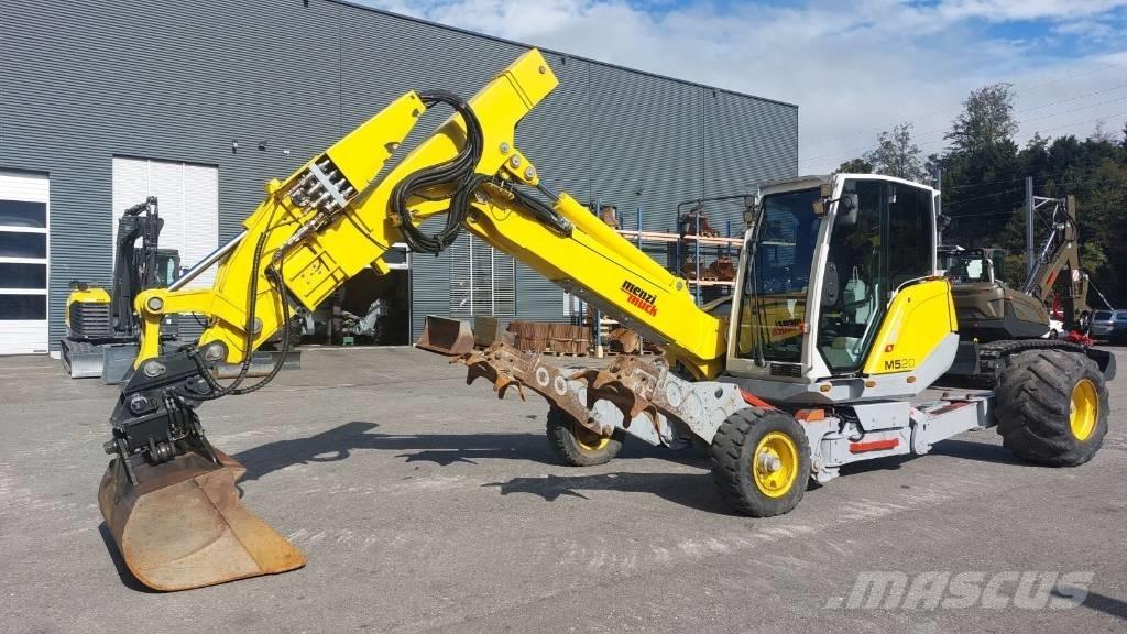 Menzi Muck M520 Ekskavatori uz riteņiem