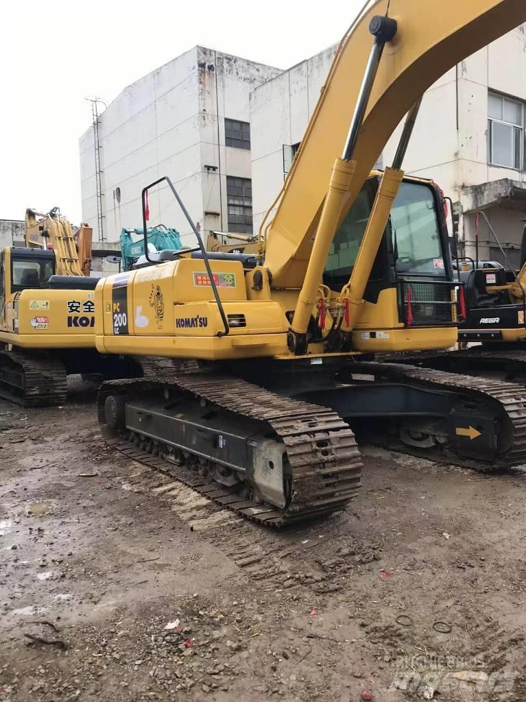Komatsu pc200-7 Kāpurķēžu ekskavatori