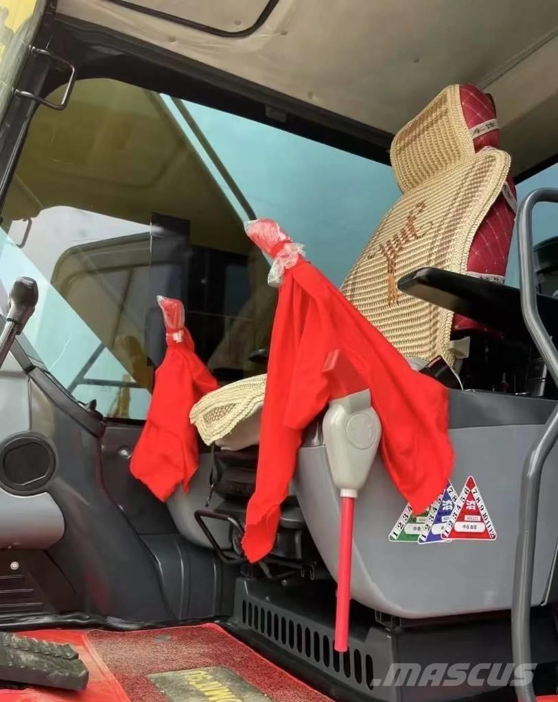 Komatsu PC 240 Kāpurķēžu ekskavatori