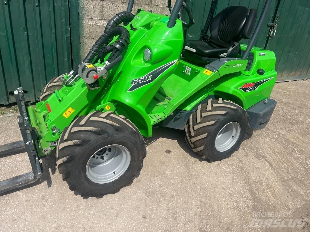 Avant 650 i Iekrāvēji uz riteņiem
