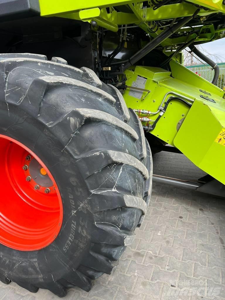CLAAS Lexion 750 Ražas novākšanas kombaini