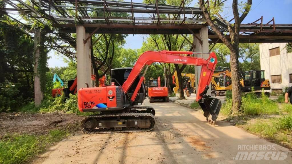 Hitachi ZX 70 Vidēja lieluma ekskavatori 7 t - 12 t