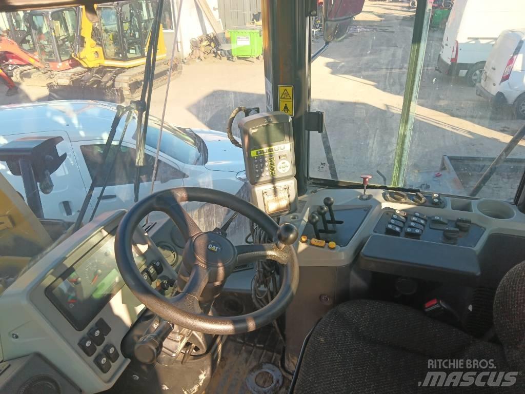 CAT 950 A Iekrāvēji uz riteņiem