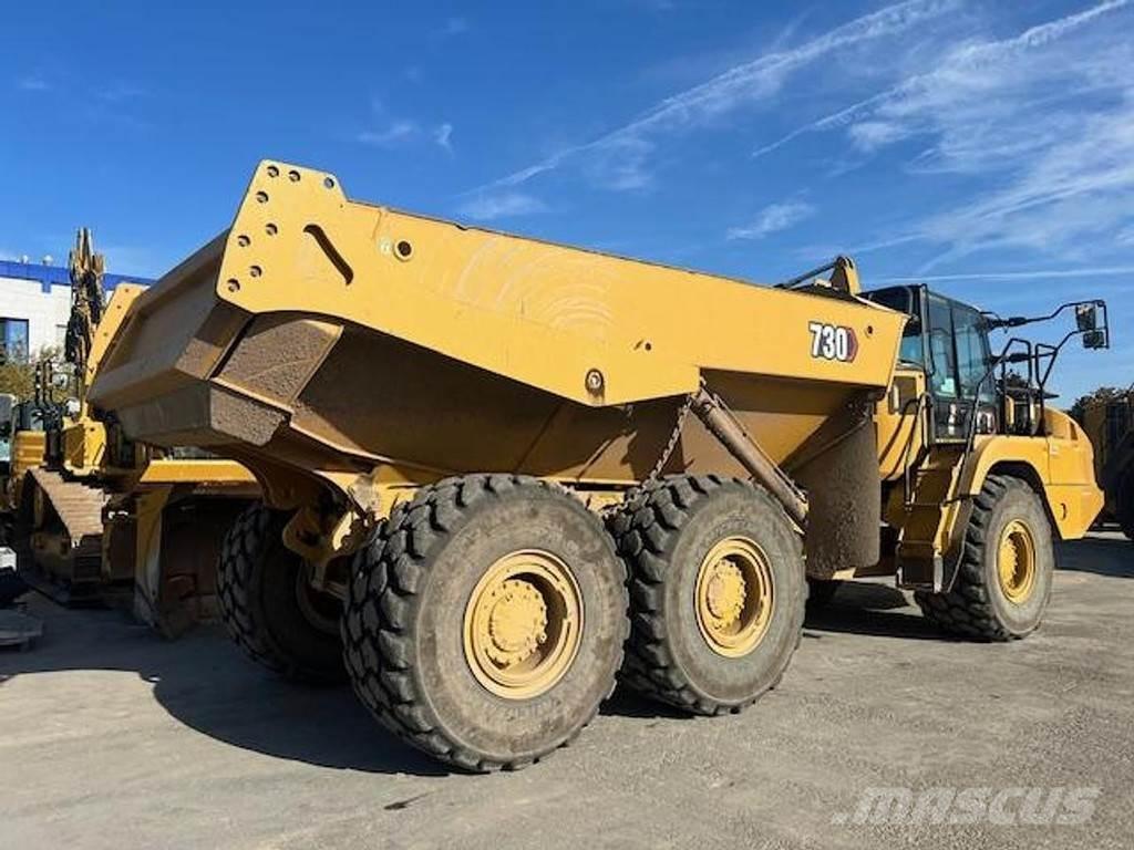 CAT 730 Artikulētie pašizgāzēji