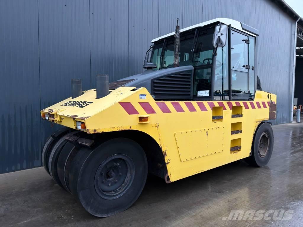 Bomag BW24R Pneimatiskie veltņi