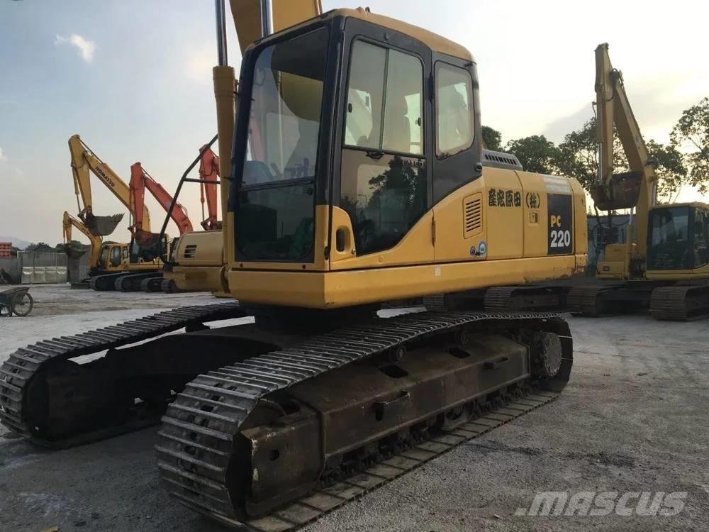 Komatsu pc220-7 Kāpurķēžu ekskavatori