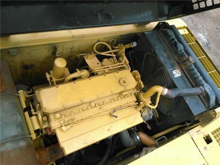 CAT 325 B Kāpurķēžu ekskavatori