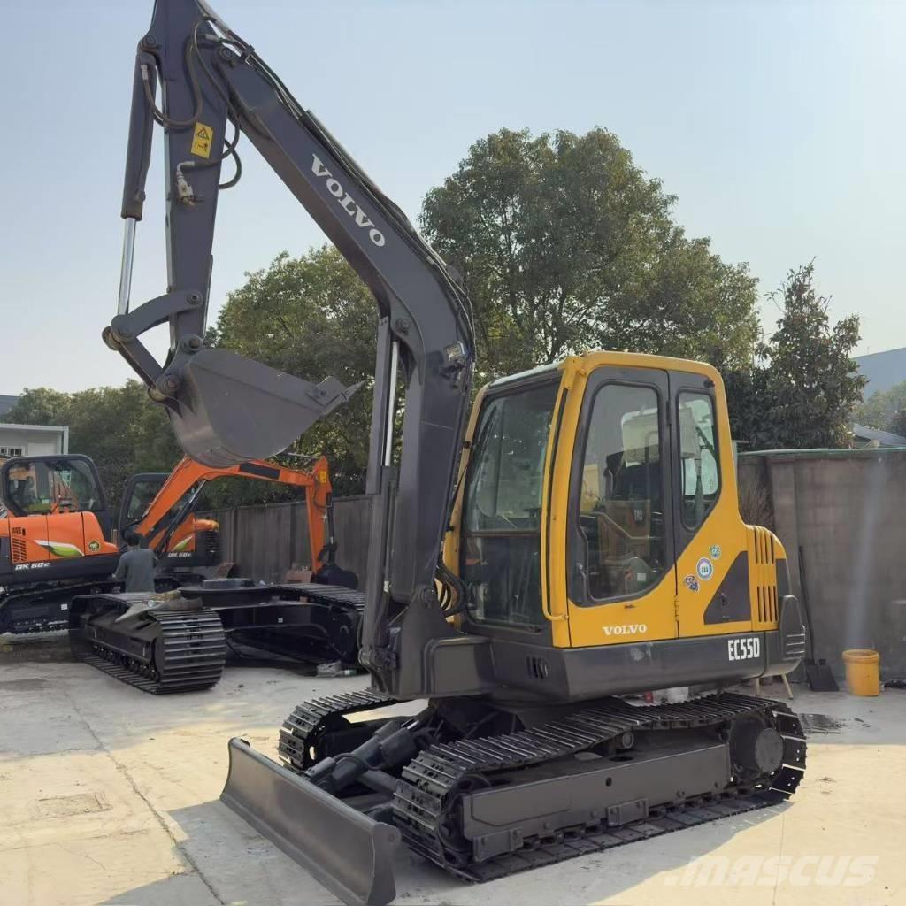 Volvo EC55D Kāpurķēžu ekskavatori