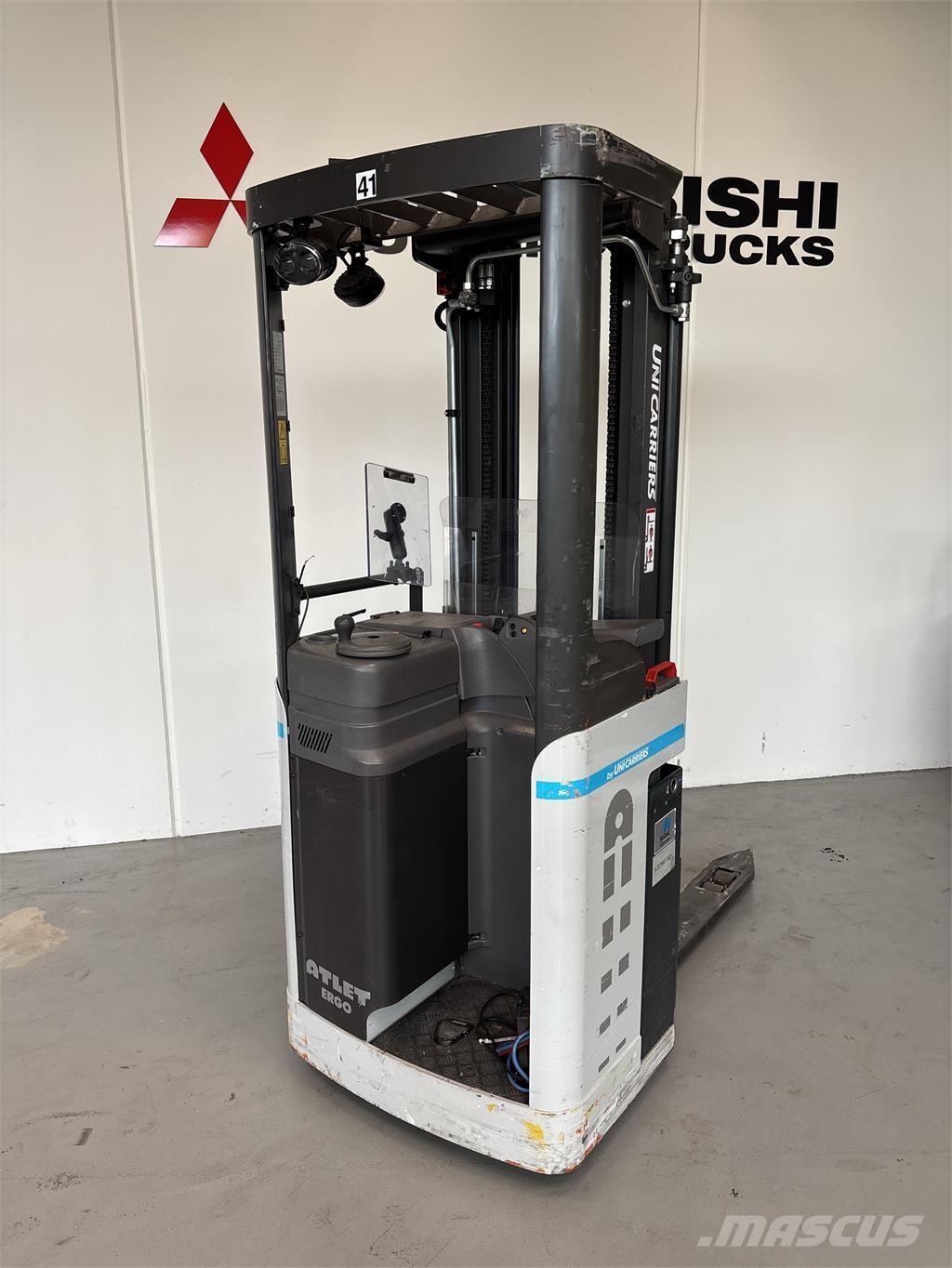 Atlet A160 Pašgājēji krautnētāji