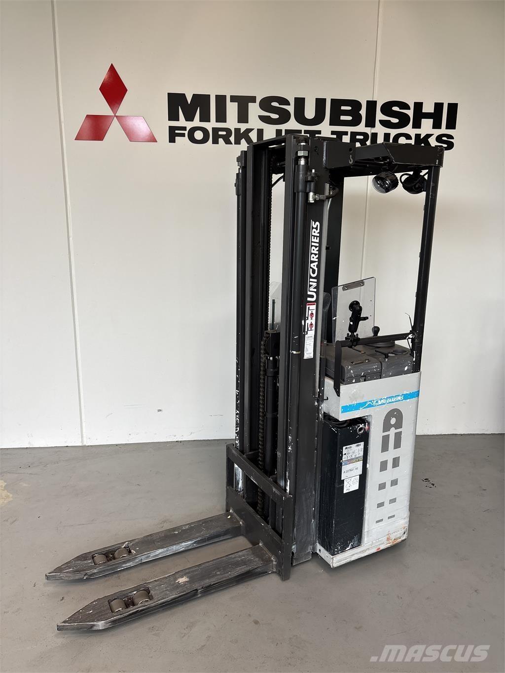 Atlet A160 Pašgājēji krautnētāji