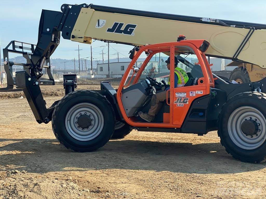 JLG 1255 Teleskopiskie manipulatori